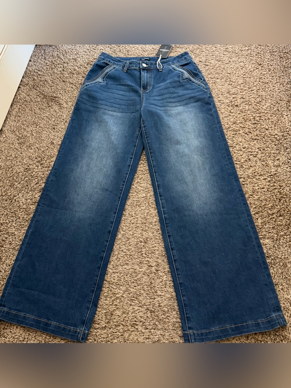 Flamingals Wide Leg Jeans size Medium NWT